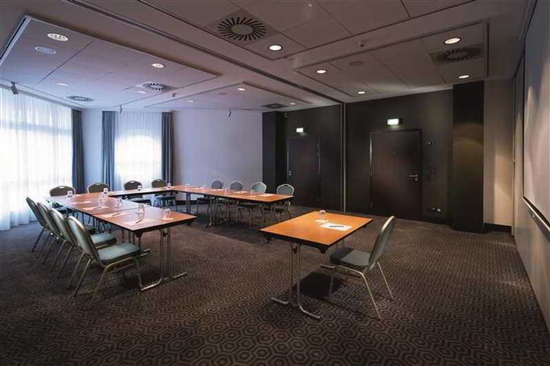 Hotel Courtyard Teltow Berlim